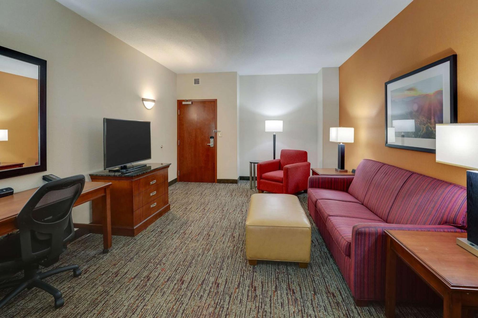Drury Inn & Suites Charlotte Northlake Exterior photo