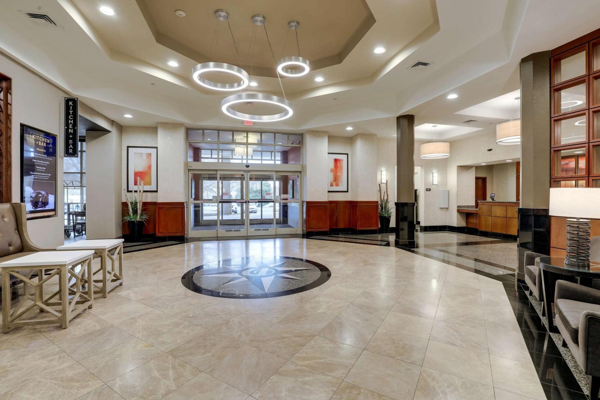 Drury Inn & Suites Charlotte Northlake Exterior photo